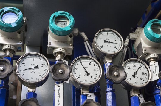 Pressure Calibration Image Young Calibration